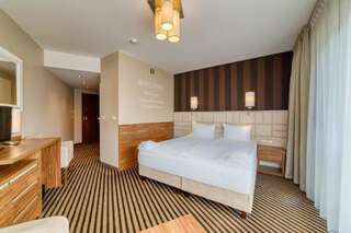 Курортные отели White Resort Крыница-Морска Двухместный номер Делюкс с 1 кроватью или 2 отдельными кроватями, балконом и видом на лес-29